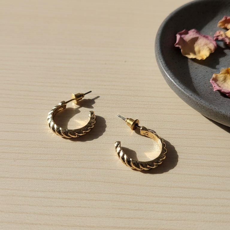 Ora Spiral Hoop Earrings