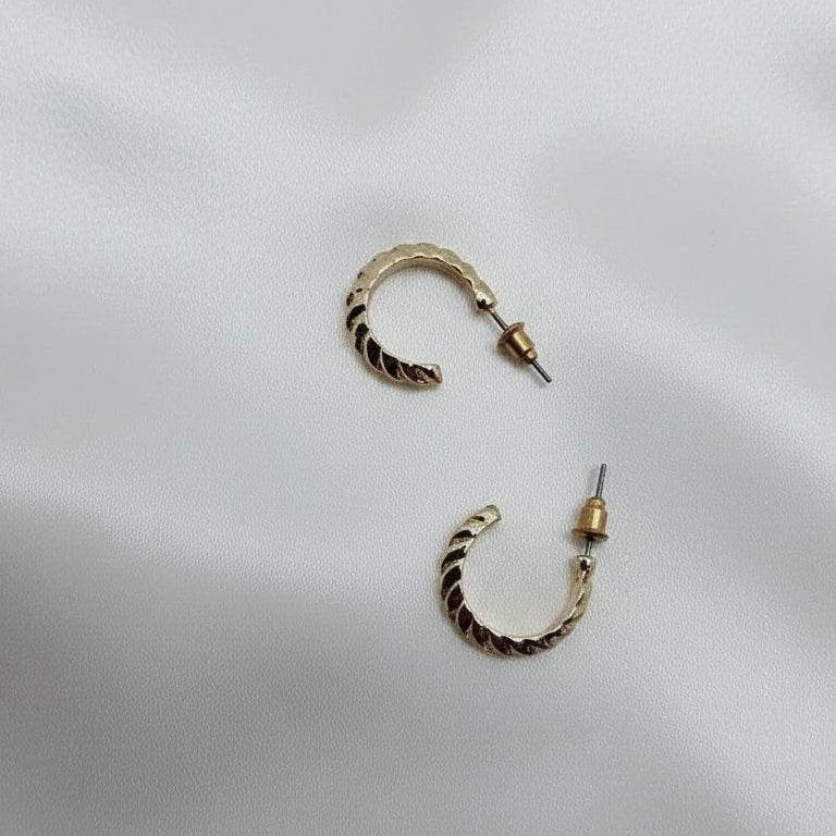 Ora Spiral Hoop Earrings