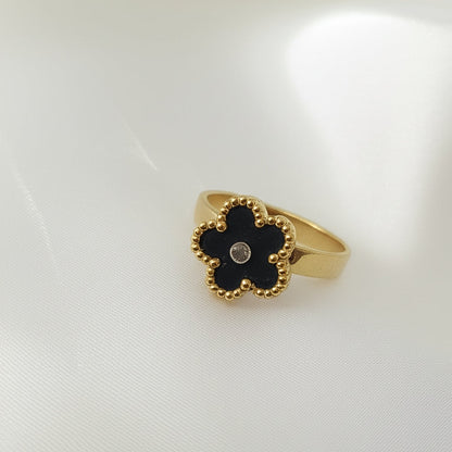 Noir Bloom Ring