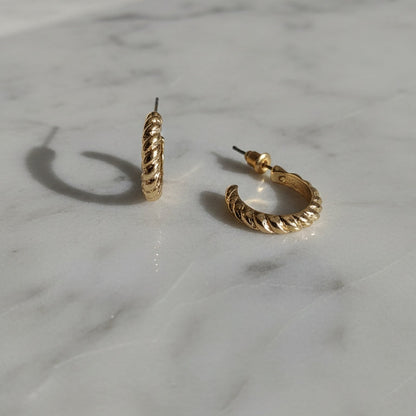 Ora Spiral Hoop Earrings