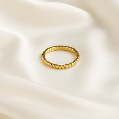 Majestic Contour Ring