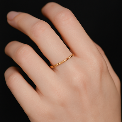 Majestic Contour Ring
