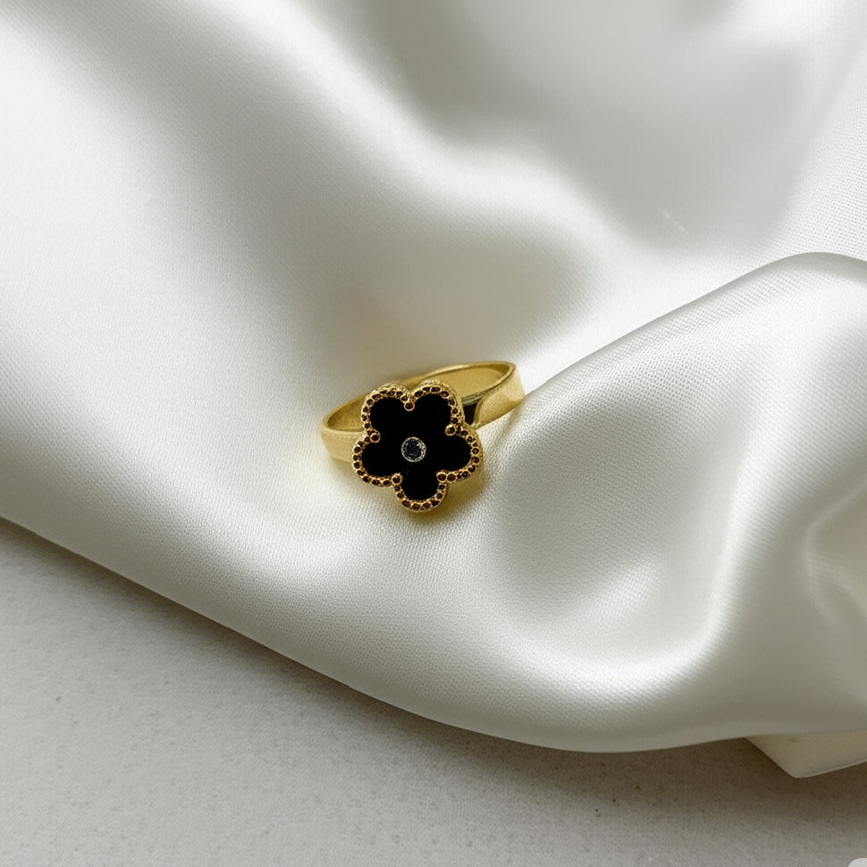 Noir Bloom Ring