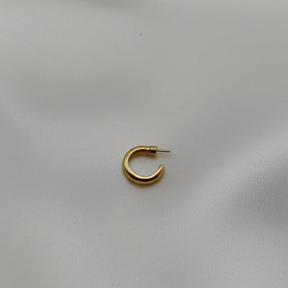 Basic Golden Huggies