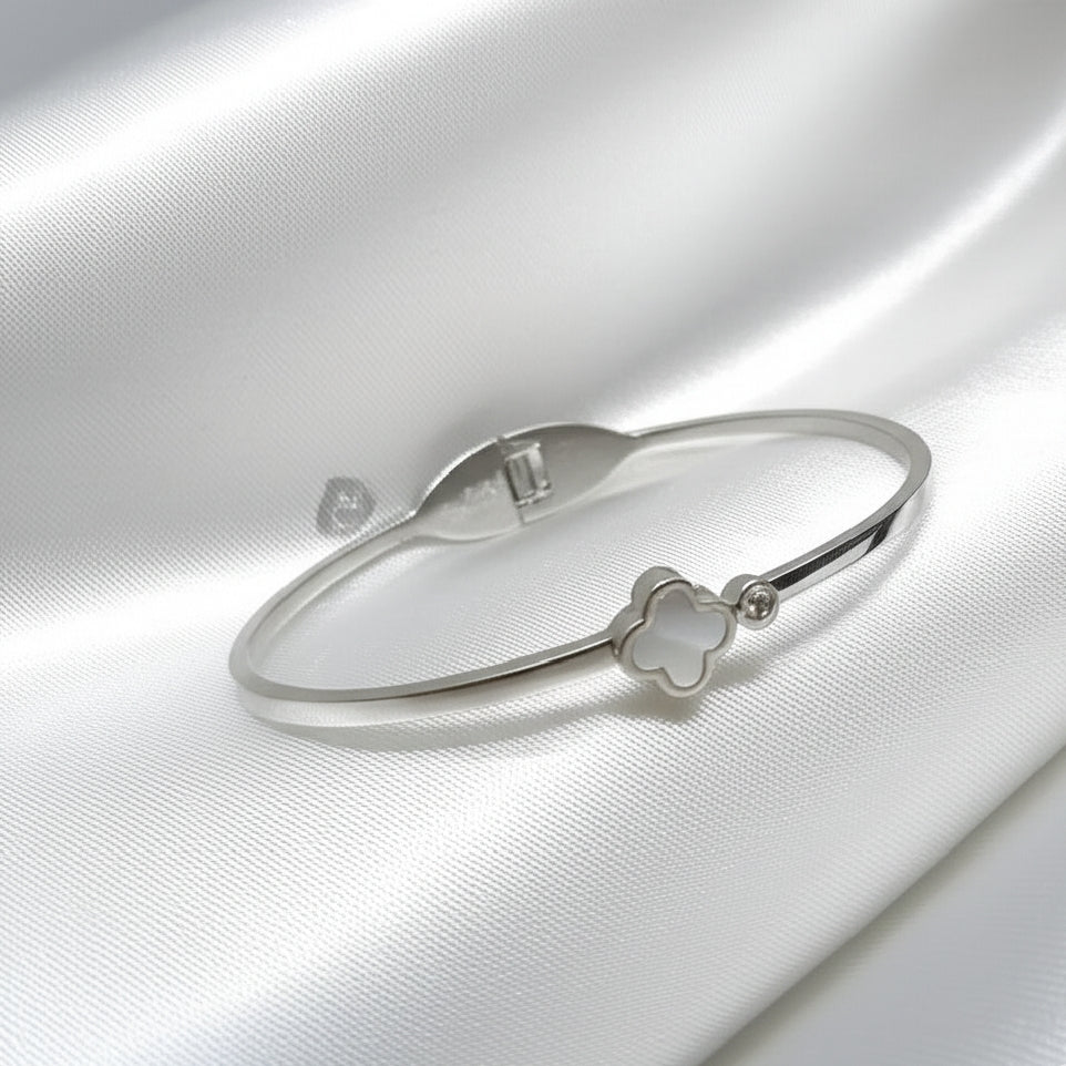 Clover Bracelet