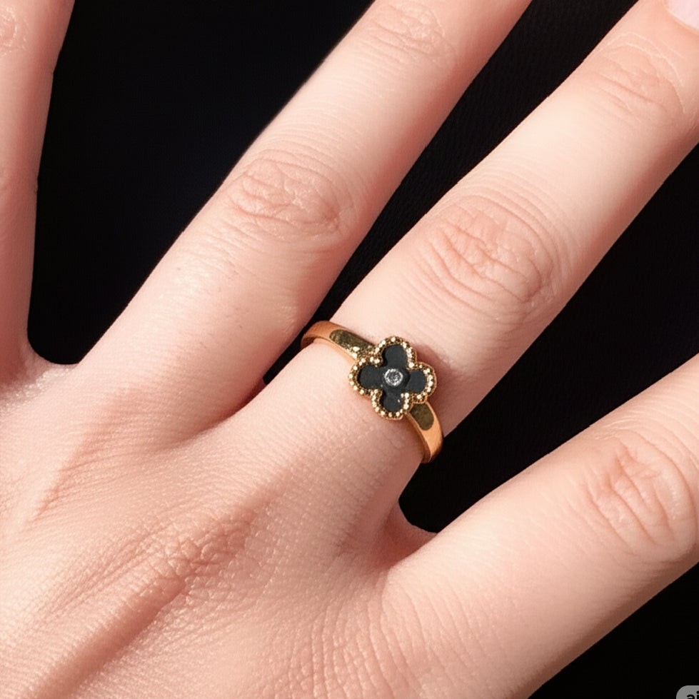 Noir Bloom Ring